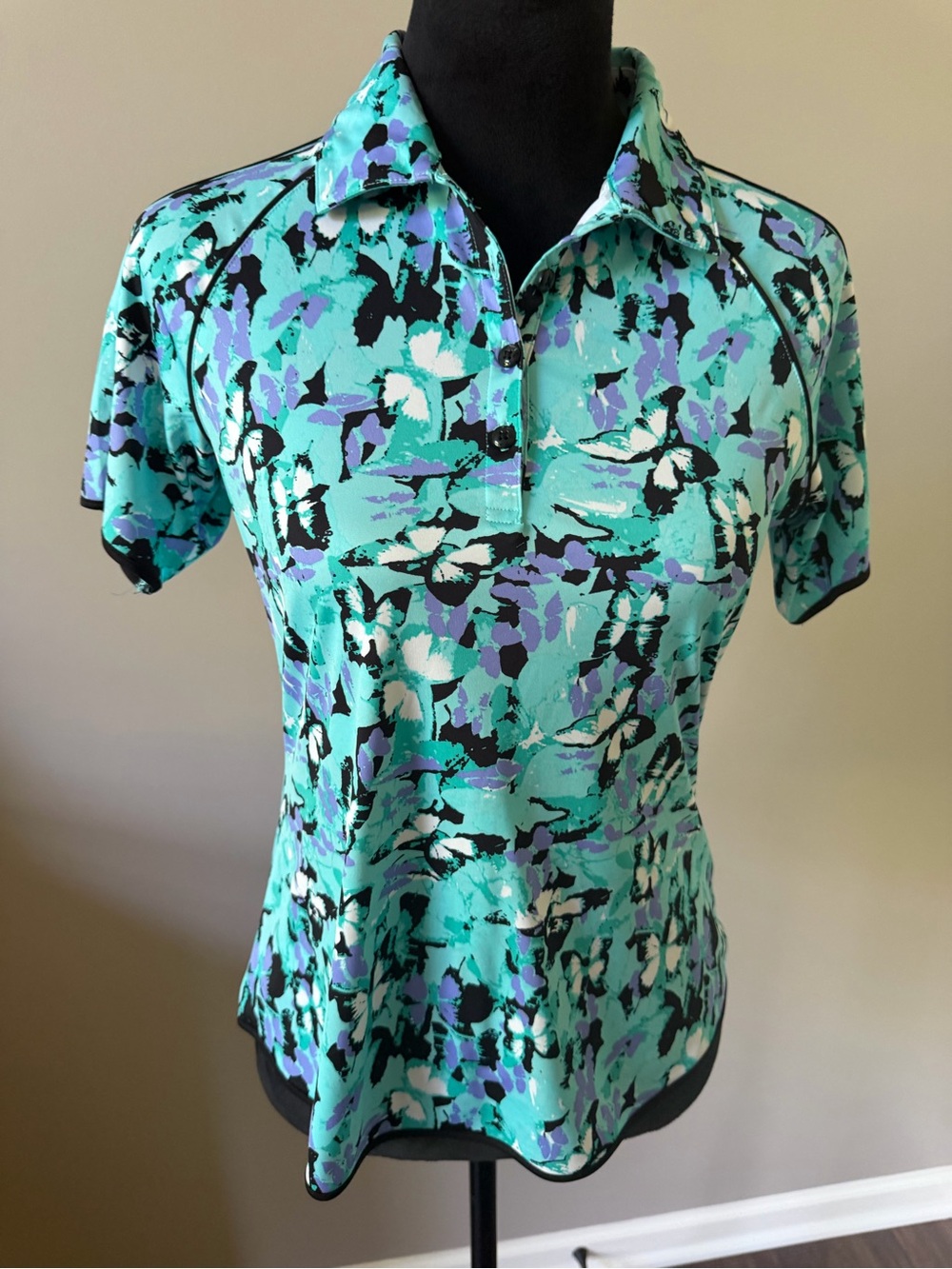 Greg Norman Play Dry  Short-Sleeve Polo Top in Aqua Floral Print Small